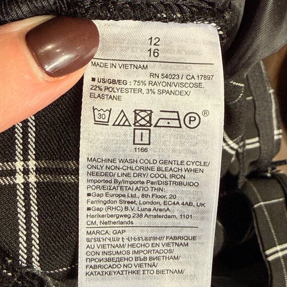 Gap Mid Rise BiStretch Slim Ankle Pants - Picture 8 of 8